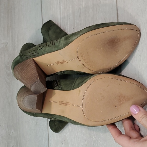 Vince Camuto Women Rotiena Pine Forest Green Suede Heels boots shoes sz 8M - Picture 11 of 13